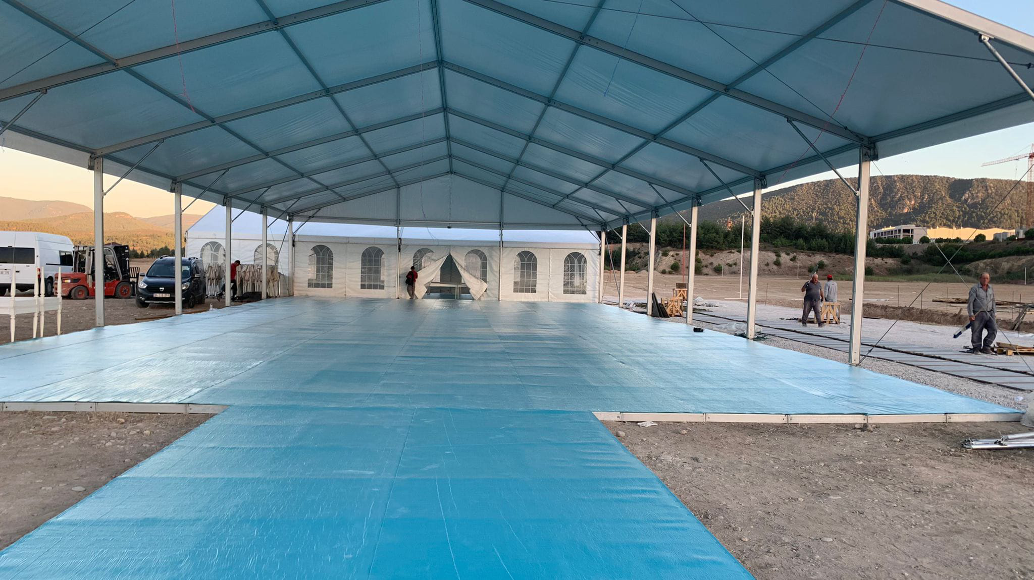 Profesyonel Çadır Kurulum Ekibi